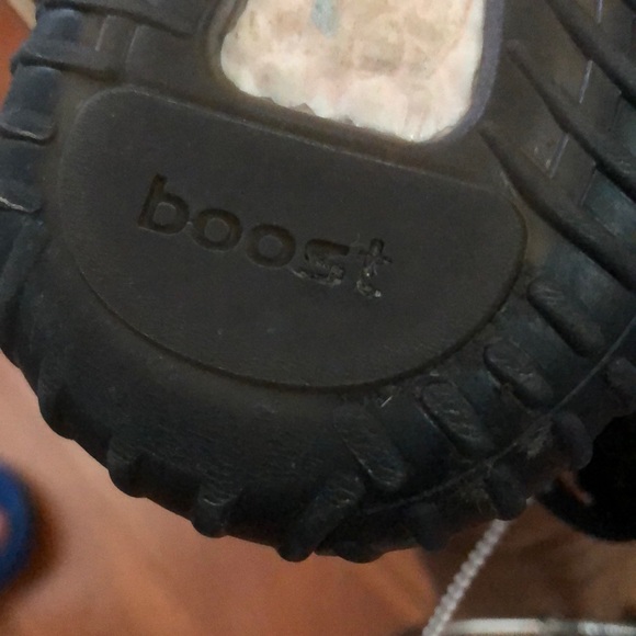 Yeezy Boost Toddler Sneakers Size 9 - Picture 4 of 5